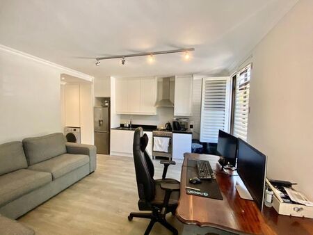 1 Bedroom apartment to rent in Newlands, Cape Town