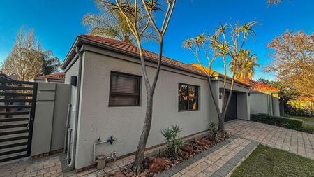 5 Bedroom house to rent in Pecanwood Estate, Hartbeespoort