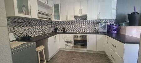 3 Bedroom cottage to rent in Newton Park, Port Elizabeth