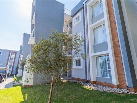 2 Bedroom Apartment in Bryanston