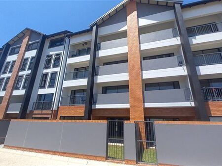 1 Bedroom Apartment in Linbro Park