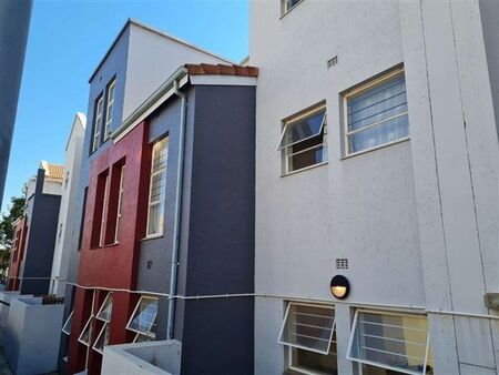 2 Bedroom Apartment in Ferndale