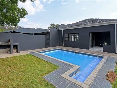 3 Bedroom House in Northcliff