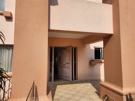 5 Bedroom House in Bassonia