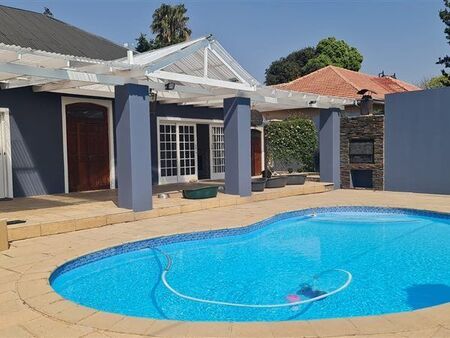 3 Bedroom House in Sydenham