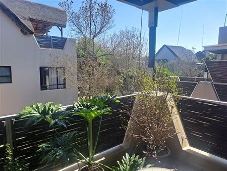 1 Bedroom Apartment in Douglasdale