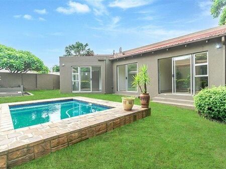 3 Bedroom House in Douglasdale