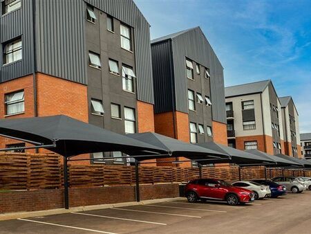 2 Bedroom Apartment in Fourways