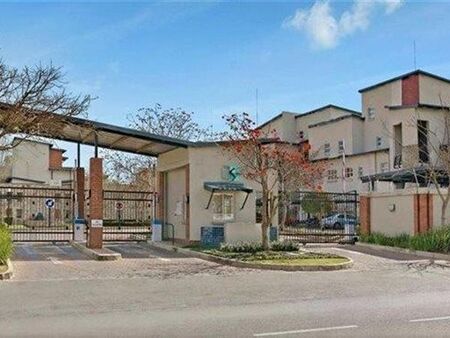 2 Bedroom Apartment in Pineslopes