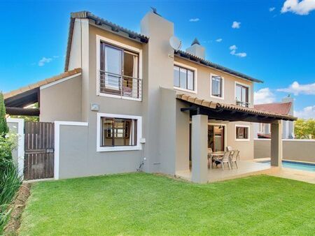 3 Bedroom House in Dainfern