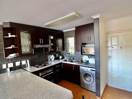 2 Bedroom Apartment in Bedford Gardens