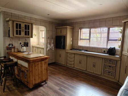 3 Bedroom House in Three Rivers