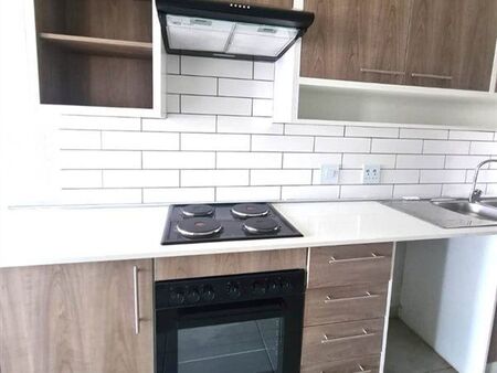 2 Bedroom House in Glen Marais
