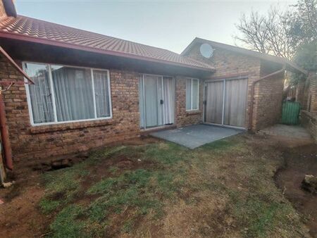 3 Bedroom Townhouse in Norkem Park