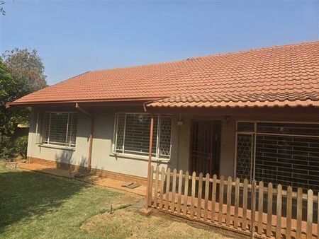 3 Bedroom House in Birchleigh