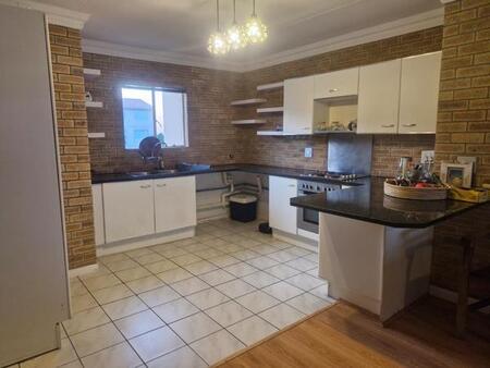 2 Bedroom Apartment in Primrose
