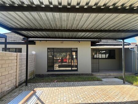 2 Bedroom House in Edenvale