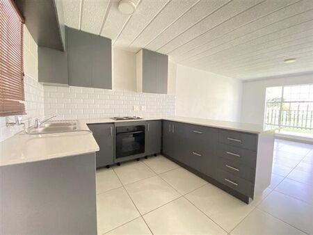 3 Bedroom Apartment in Ravenswood