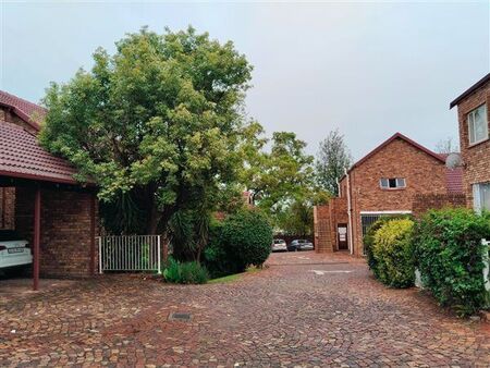 2 Bedroom Apartment in Zwartkop