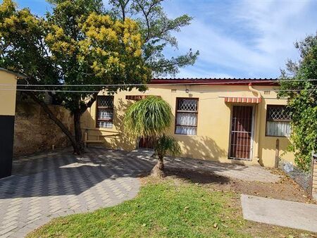 1 Bedroom House in Sydenham