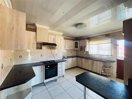 4 Bedroom House in Stoney Drift