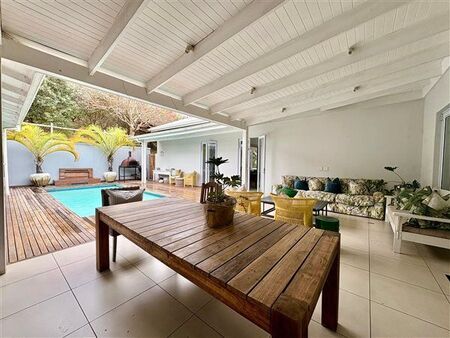4 Bedroom House in Simbithi Estate