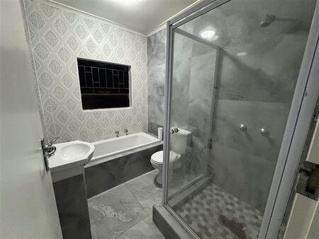 2 Bedroom Apartment in Wilgeheuwel