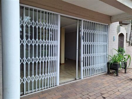2 Bedroom Apartment in Honeydew Manor