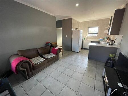 3 Bedroom Apartment in Witpoortjie