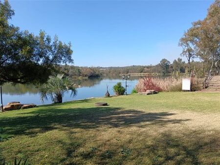 4 Bedroom Apartment in Roodeplaat