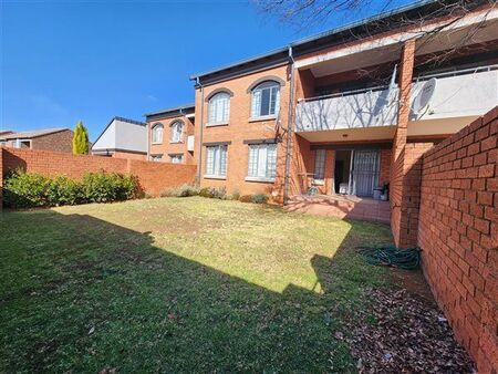 2 Bedroom Apartment in Mooikloof Ridge