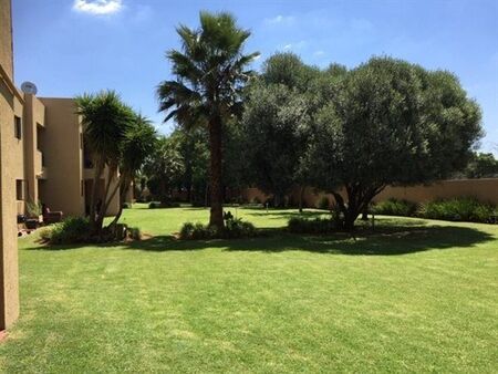 1 Bedroom Flat in Waterkloof