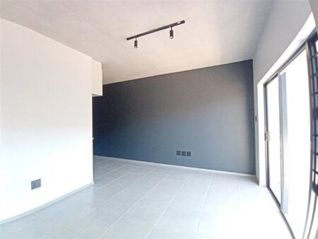 1 Bedroom Apartment in Waterkloof Ridge