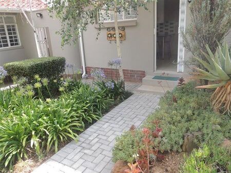 1 Bedroom Apartment in Waterkloof