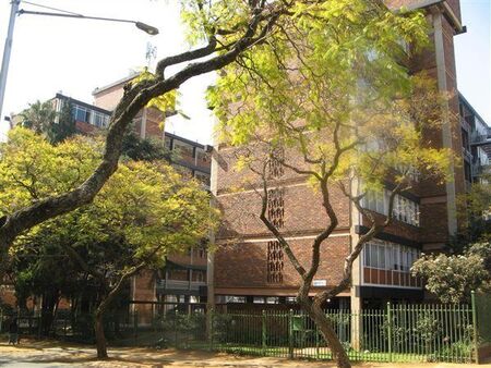 3 Bedroom Apartment in Sunnyside