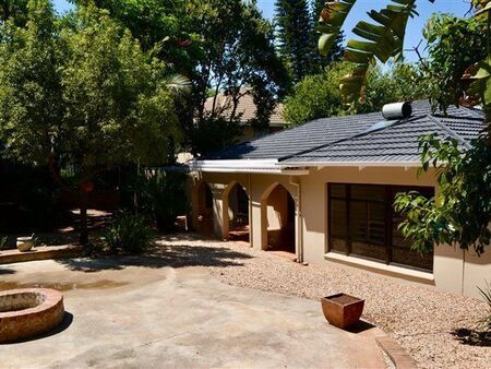 5 Bedroom House in Eastwood