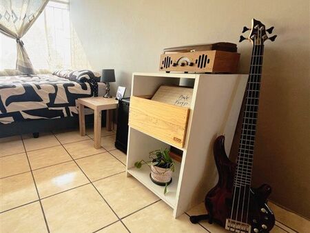 Studio Apartment in Queenswood