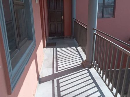 Bachelor apartment in Protea Glen