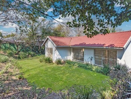3 Bedroom House in Bryanston