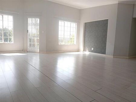 3 Bedroom Apartment in Morningside