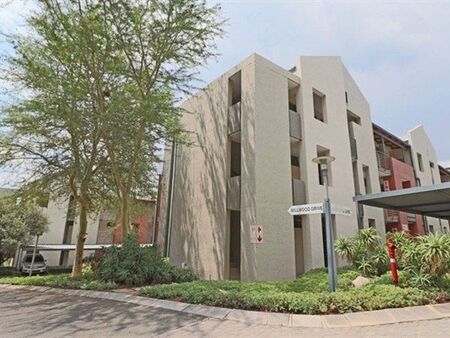 2 Bedroom Apartment in Bryanston