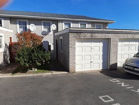 2 Bedroom Duplex in Myburgh Park