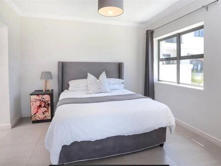 1 Bedroom Flat in Chanteclair