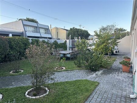 3 Bedroom House in Plumstead