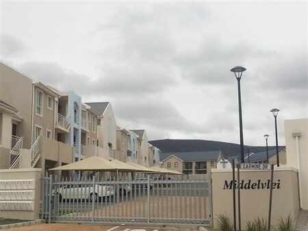 2 Bedroom Apartment in Burgundy Estate