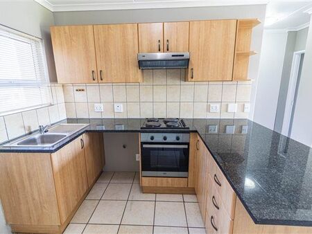 2 Bedroom Apartment in Uitzicht