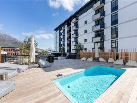 1 Bedroom Apartment in Observatory