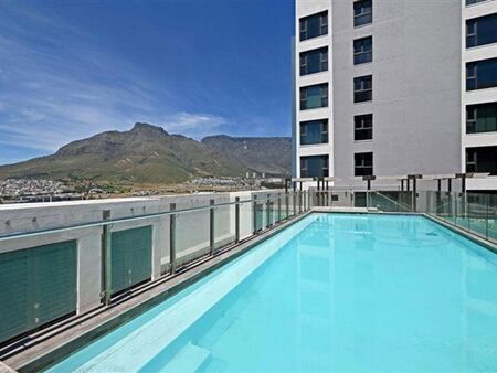 1 Bedroom Apartment in Foreshore
