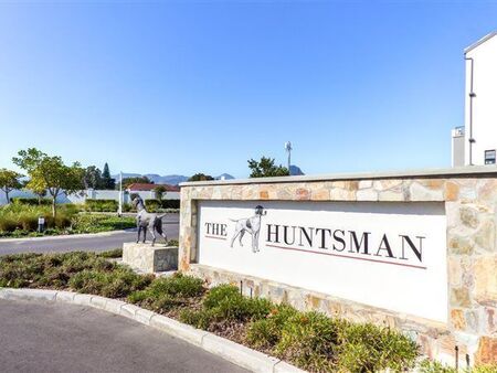 1 Bedroom Apartment in Somerset West Central