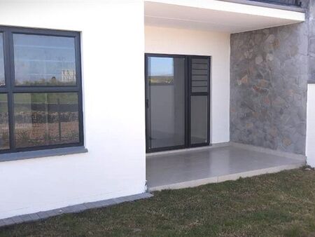 3 Bedroom Apartment in Somerset West Central